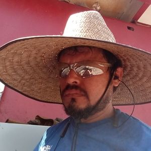 Meet your Posher, Raul